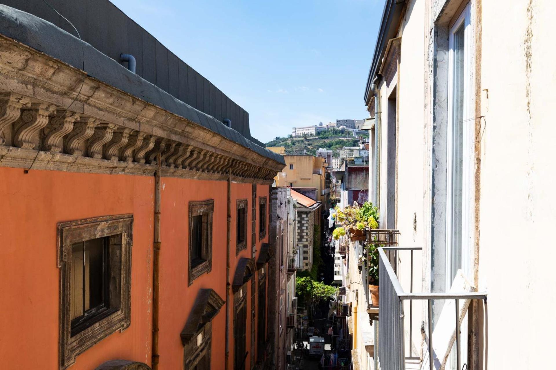 Spaccanapoli Casa Tre Santi ภายนอก รูปภาพ